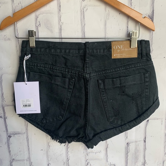 ONE Teaspoon Bandits Fox Black Denim Cut Off Short - Picture 4 of 7